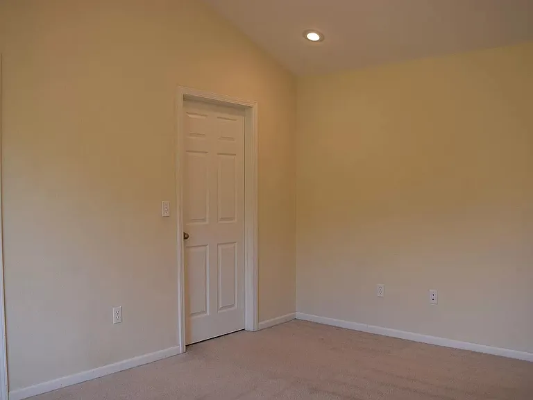 24353 Tanglewood Rd — Photo 15