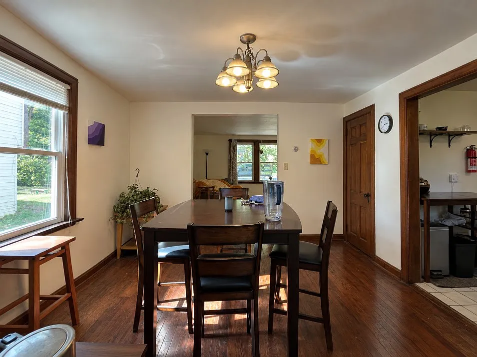 3 bed, $2,900 — Photo 4