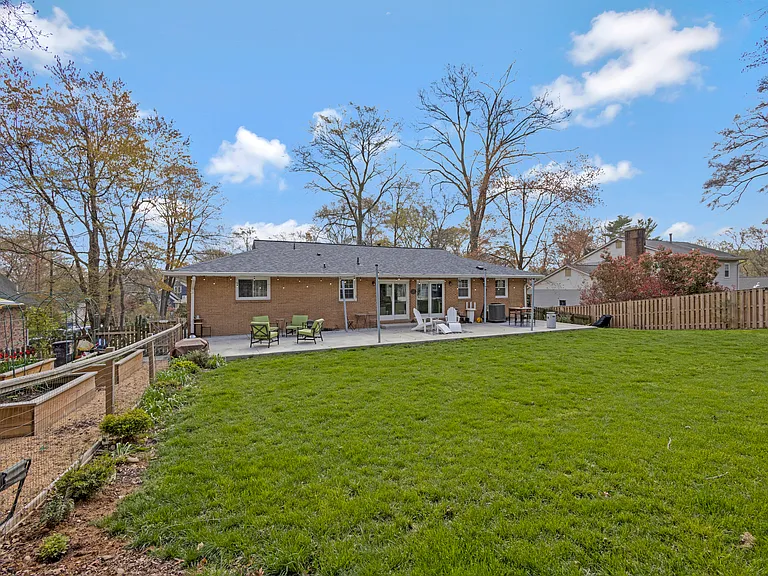 3113 Woodland Ln — Photo 27