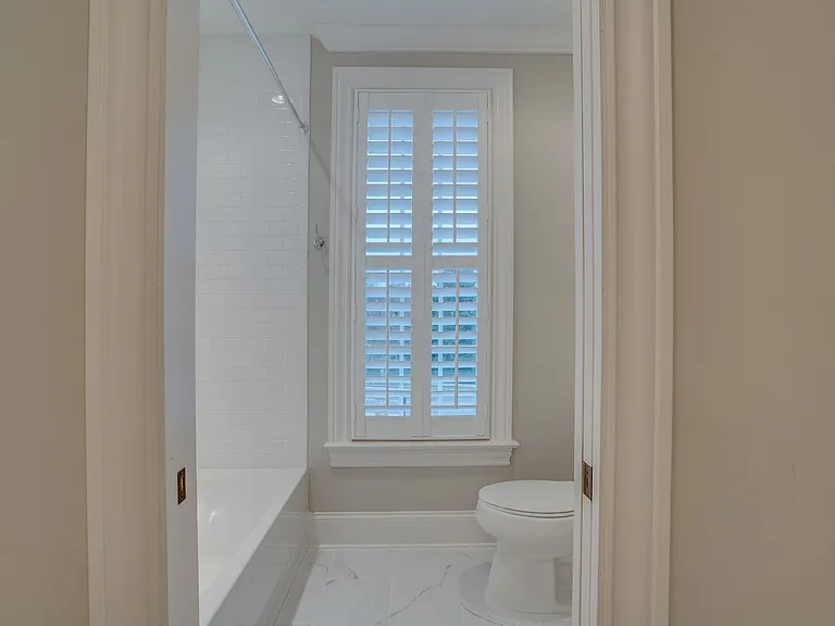 2424A Abbott Martin Rd — Photo 34