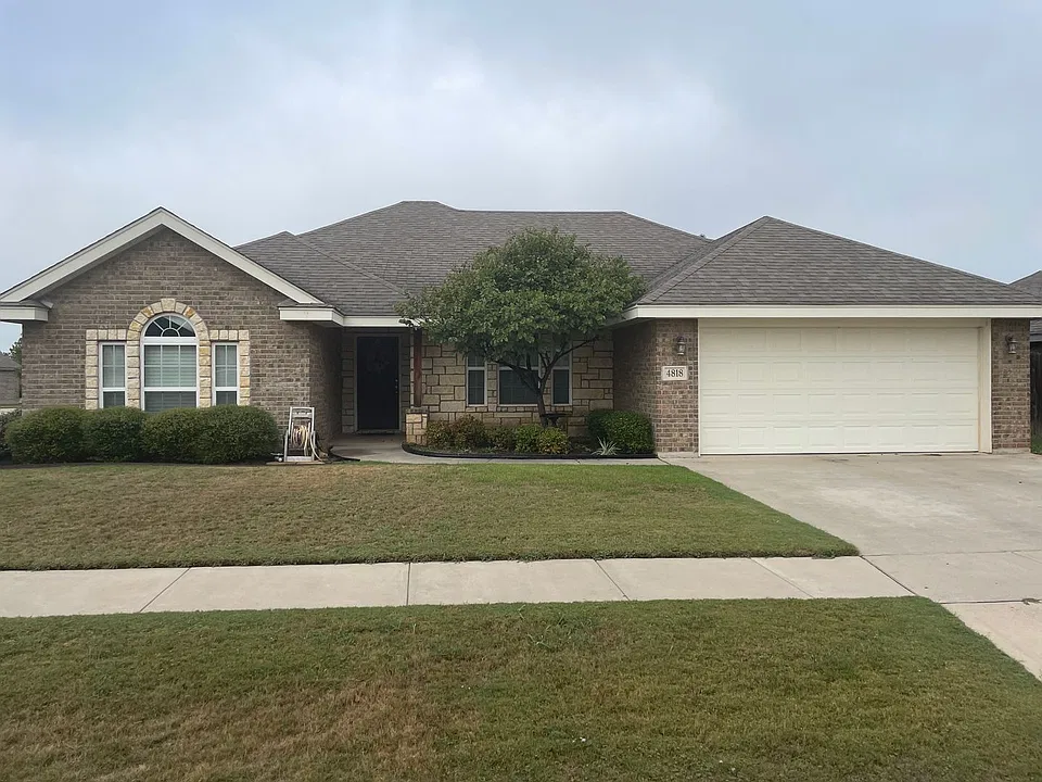 4818 Yellowstone Trl