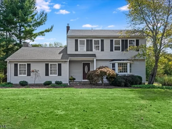 3 Stillwell Rd, Readington Twp., NJ 08889