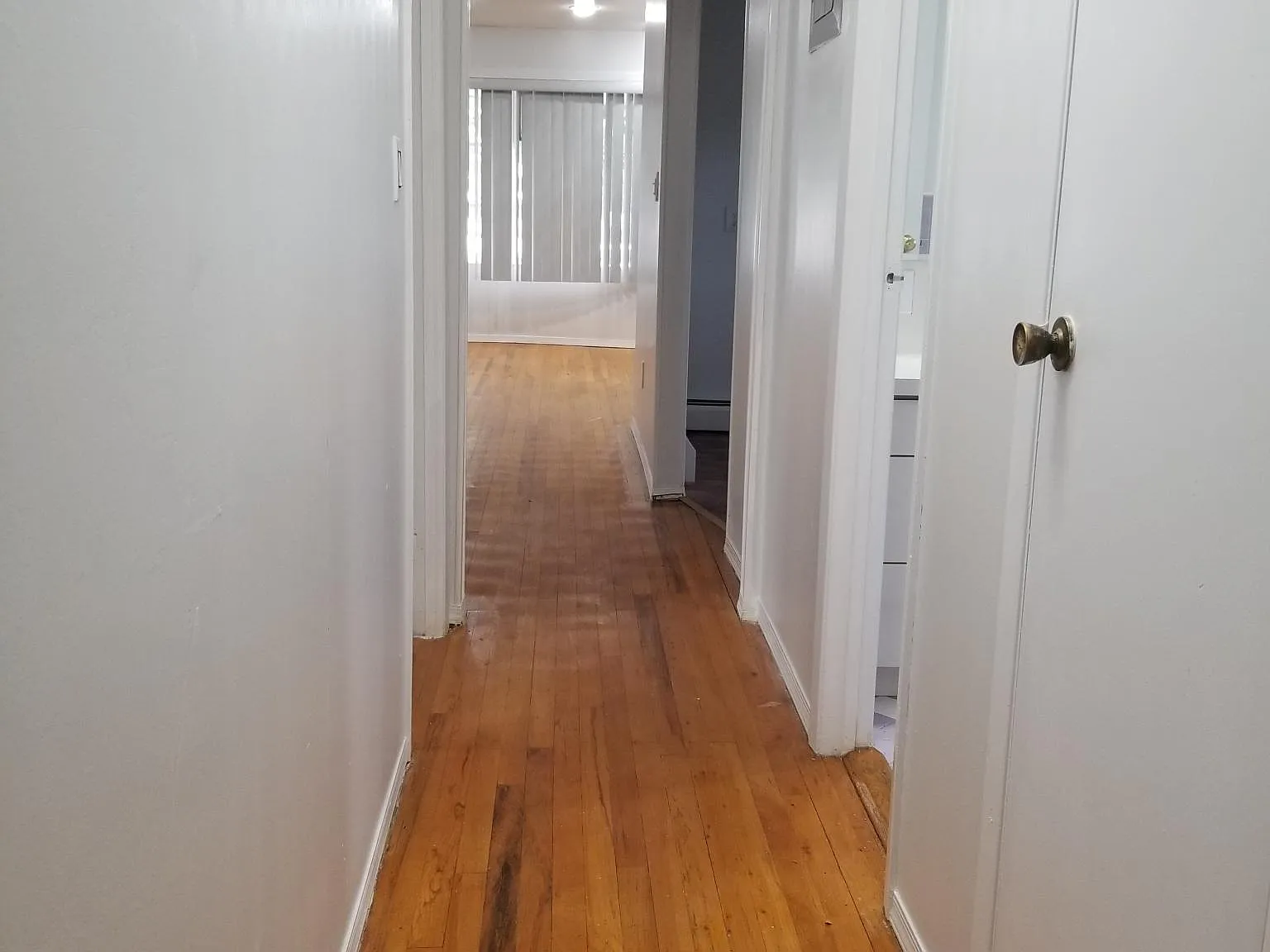 256th St, Rosedale — Photo 3