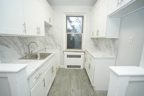 Rented by Norman Raindel, LREB | media 8