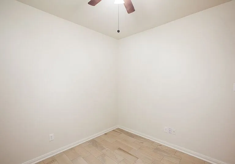 128 Tennyson St — Photo 18