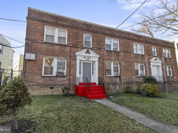 249 Newcomb St SE, Washington, DC 20032
