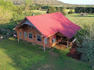 3075 Moore Ln, Ozark, AR 72949