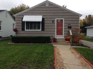 319 E 14th St, Holland, MI