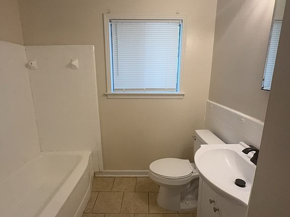 4th image of 2904 Marwood Dr