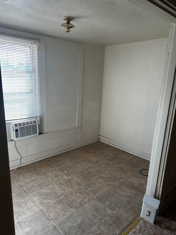 2124 Avenue C, Wichita Falls, TX - View 6