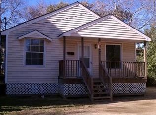 1904 Calvert St, North Charleston, SC 29405