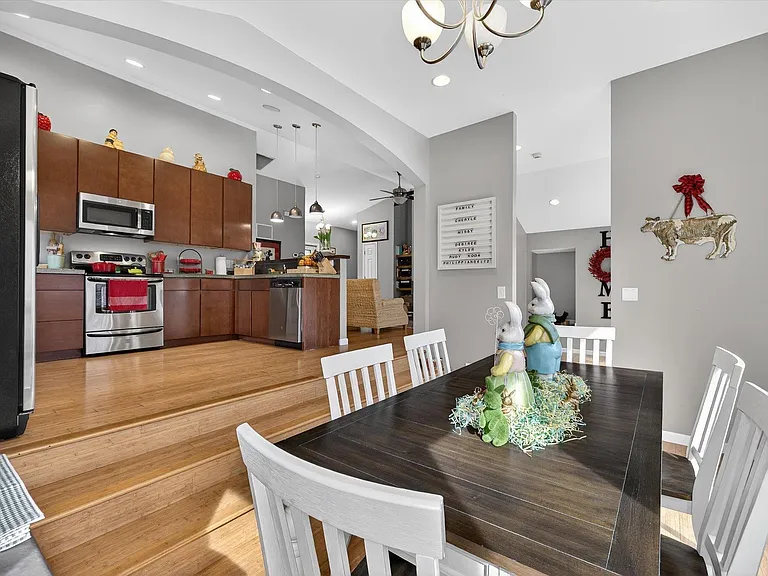 5304 E State Road 46 — Photo 16