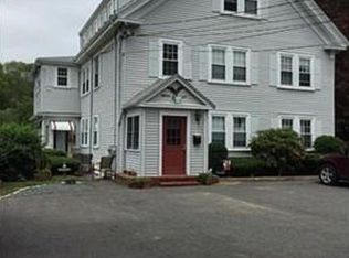 18 Wall St, Bridgewater, MA 02324