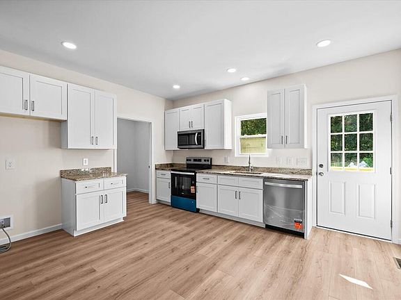 5th image of 2869 Tennga Gregory Rd