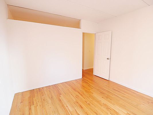 3rd image of 94 E 4th St APT 602