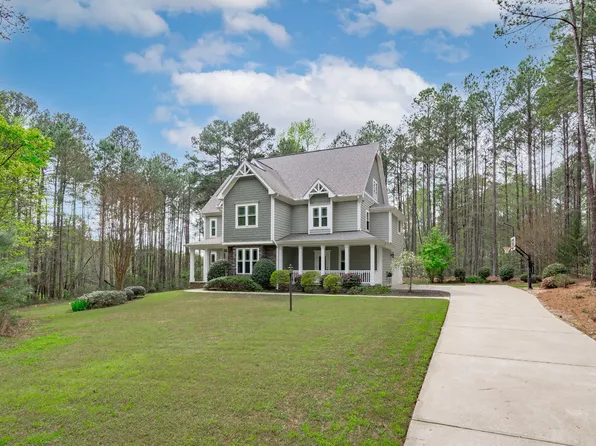 2408 Merion Creek Dr, Apex, NC 27539