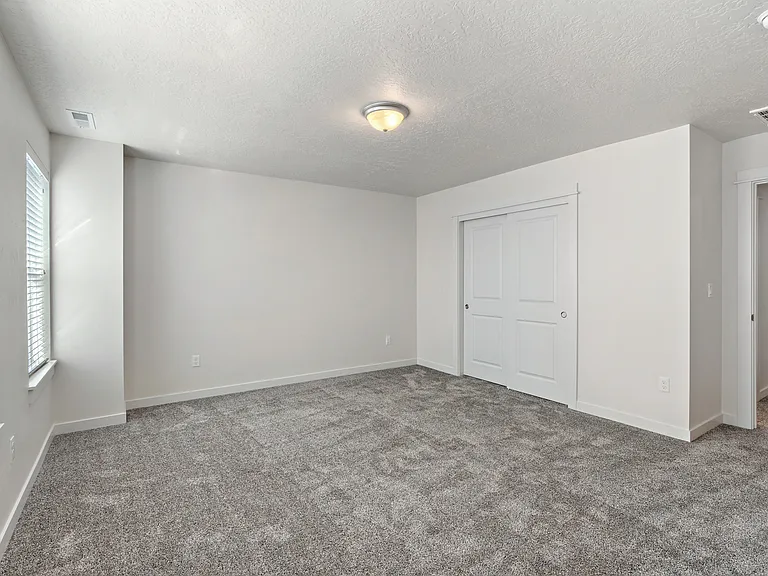 2437 S Kindful Ln — Photo 10