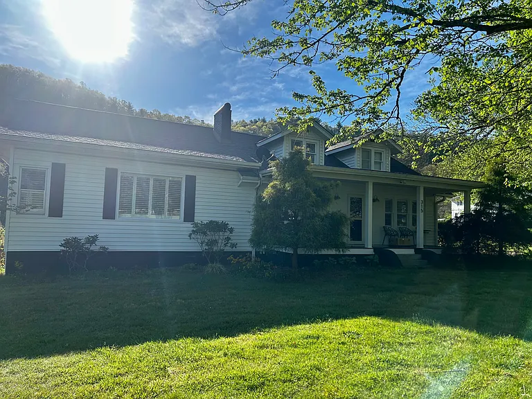 315 Shoals Falls Rd — Photo 3
