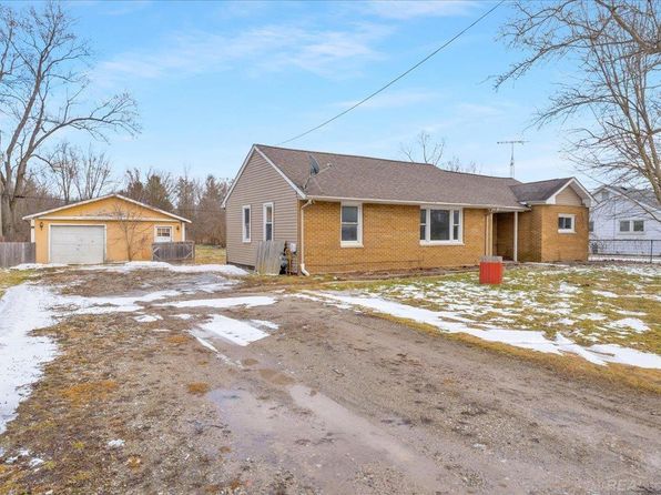 3124 Rabidue Rd, North Street, MI 48049