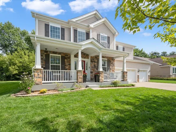 9 Lake Vista Ct, Lake Villa, IL 60046
