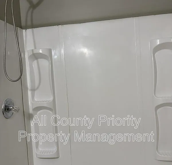 1706 Carolina St E #A — Photo 12
