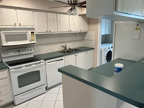 1130 N Lake Ave #A-308 — Photo 17