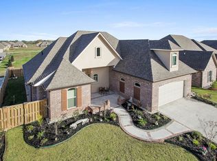 124 Woodhaven Rd, Youngsville, LA 70592