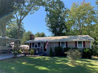 707 W Grady St, Seneca, SC 29678