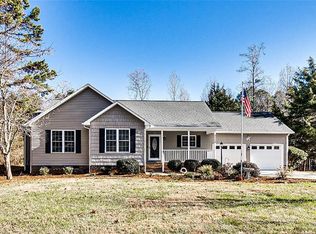2754 Hopewell Friends Rd, Asheboro, NC 27205