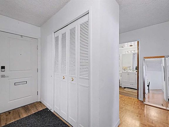 5th image of 1616 E 8th Ave NW #424