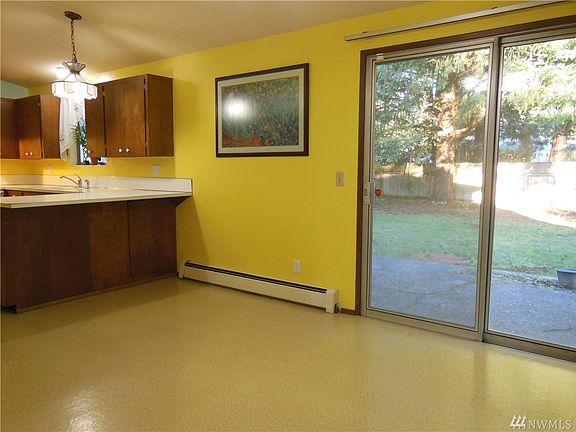 4th image of 2950 Cloverfield Dr SE