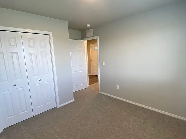 5214 Clearfield Ct — Photo 32