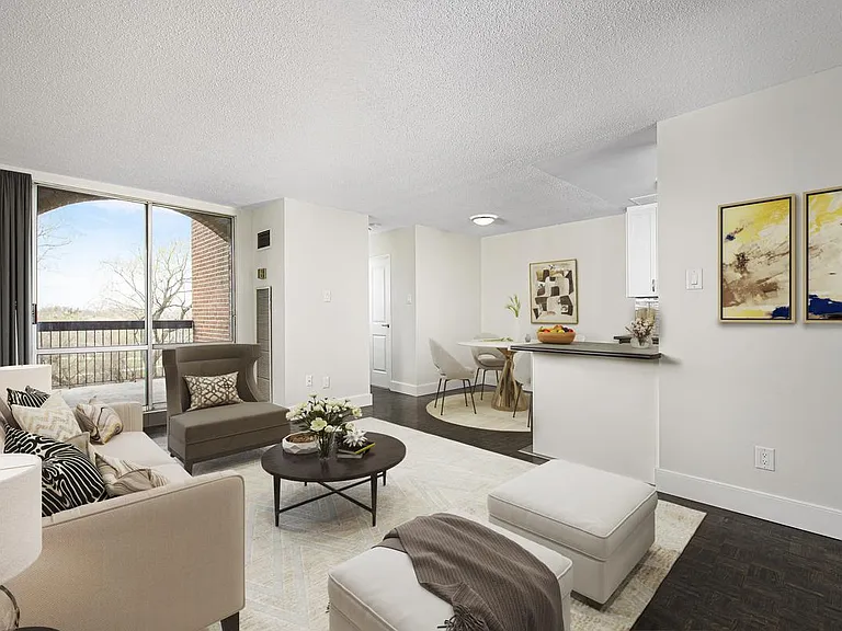 7170 Darcel Ave — Photo 22