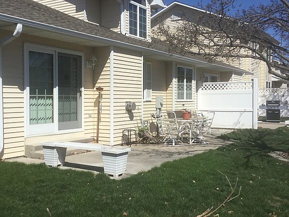 5th image of 804 Towne Square Dr