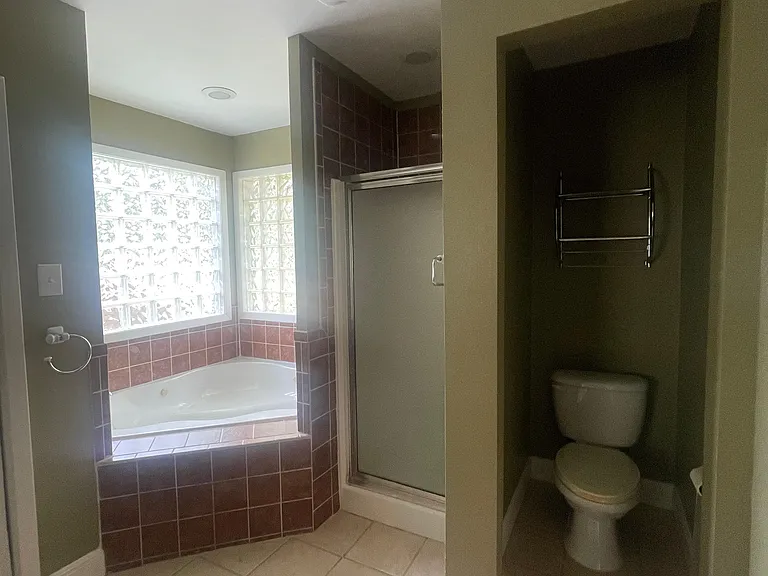 8413 Slant Oak Dr — Photo 12