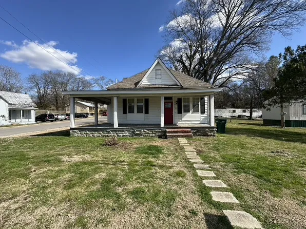 521 Childers St, Pulaski, TN 38478