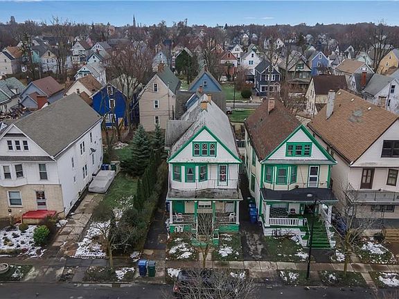 5th image of 505 Woodlawn Ave