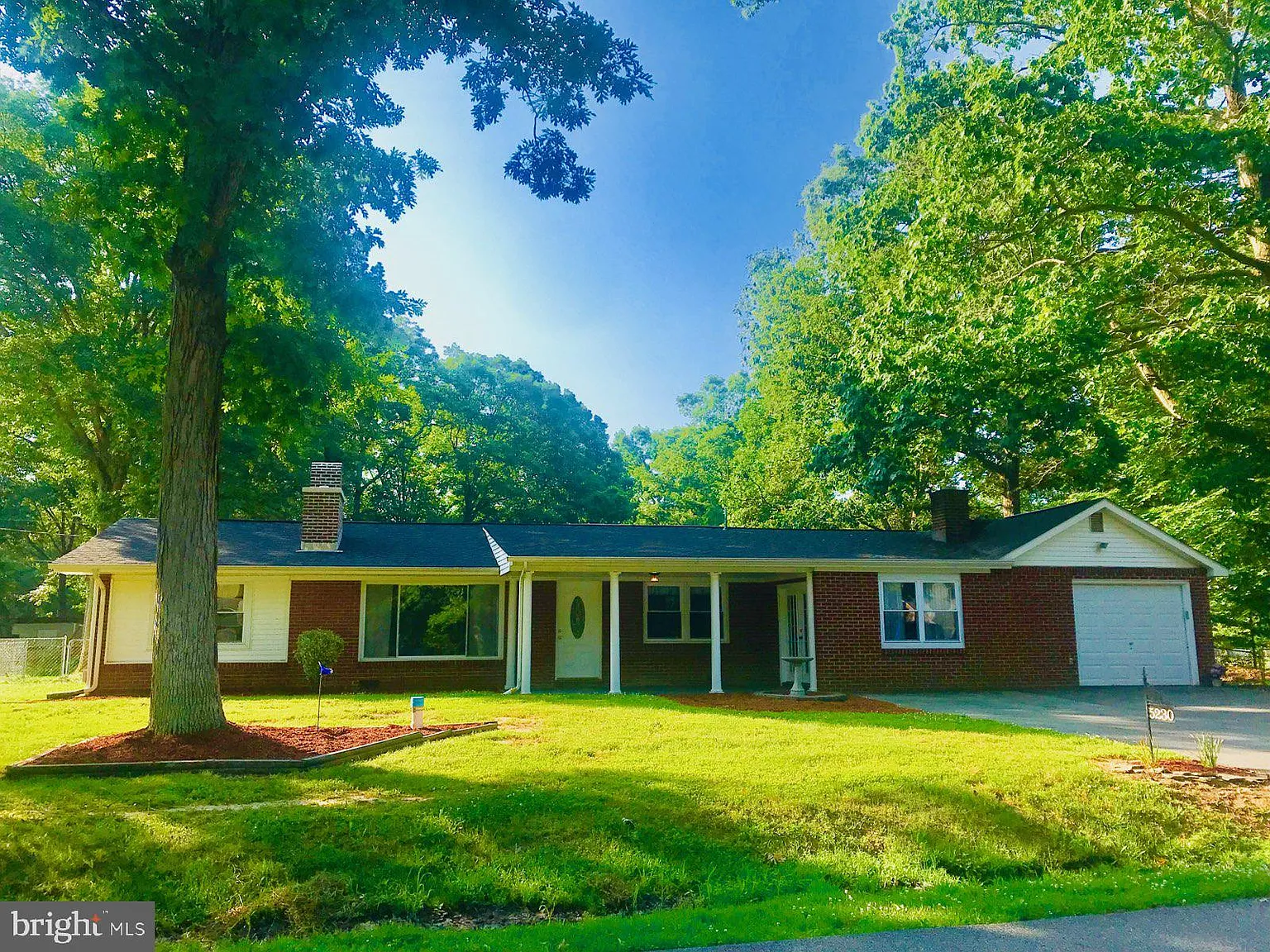 5230 Colebrook Dr photo 1