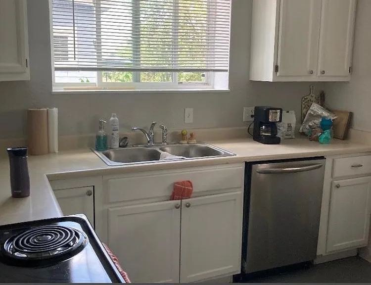 12 Newton St #10 — Photo 4