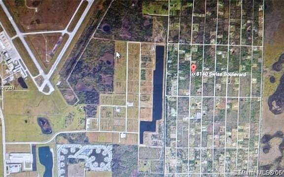 3rd image of 3043 Peachtree Dr