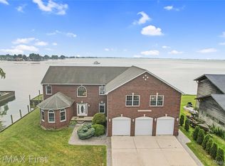 7953 Bouvier Bay Rd, Ira, MI 48023