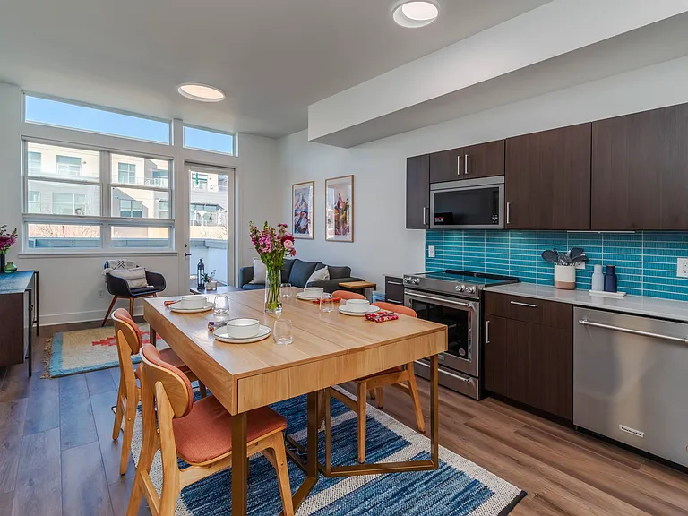 Dining Room (desks hidden)