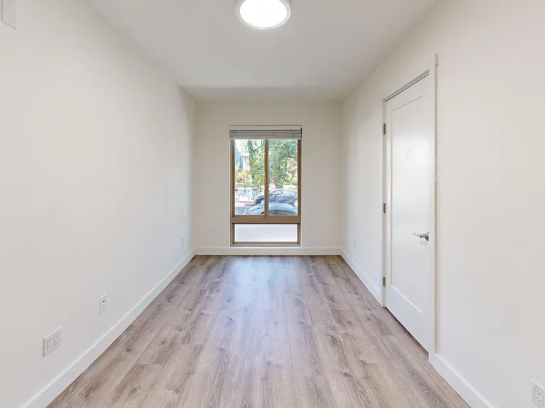 2520 College Avenue — Photo 39