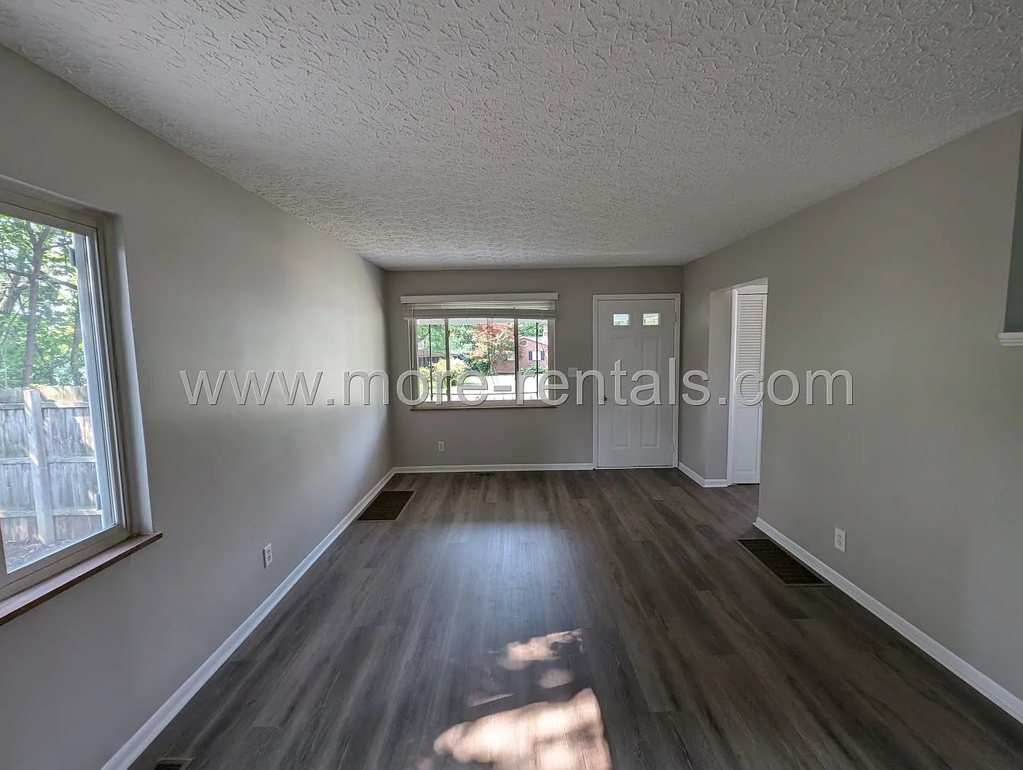 Remodeled house in Upper Arlington Schools — Photo 4