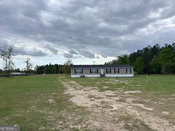 7518 Buck Head Rd, Baxley, GA 31513