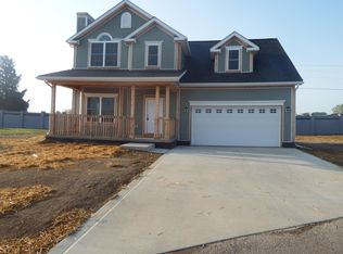 59 Genoa Cir, Commercial Point, OH 43116