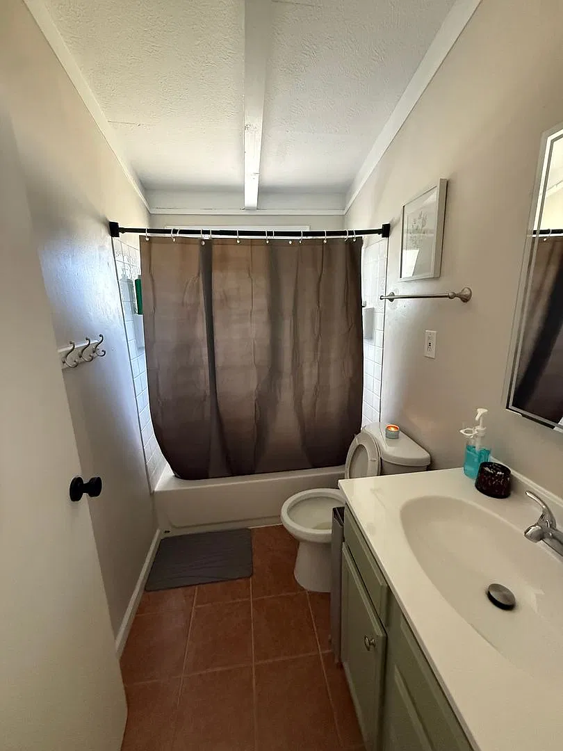 284 Mockingbird Ln — Photo 4