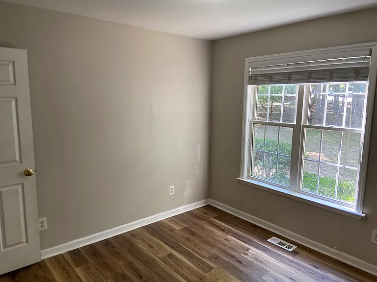 3650 Jasmine Ct — Photo 10