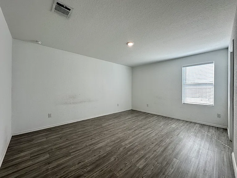 6426 Magee Run — Photo 11