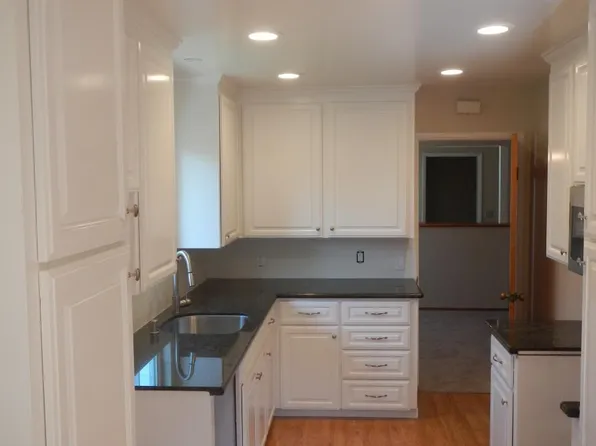 1191 Phyllis Ave, Mountain View, CA 94040